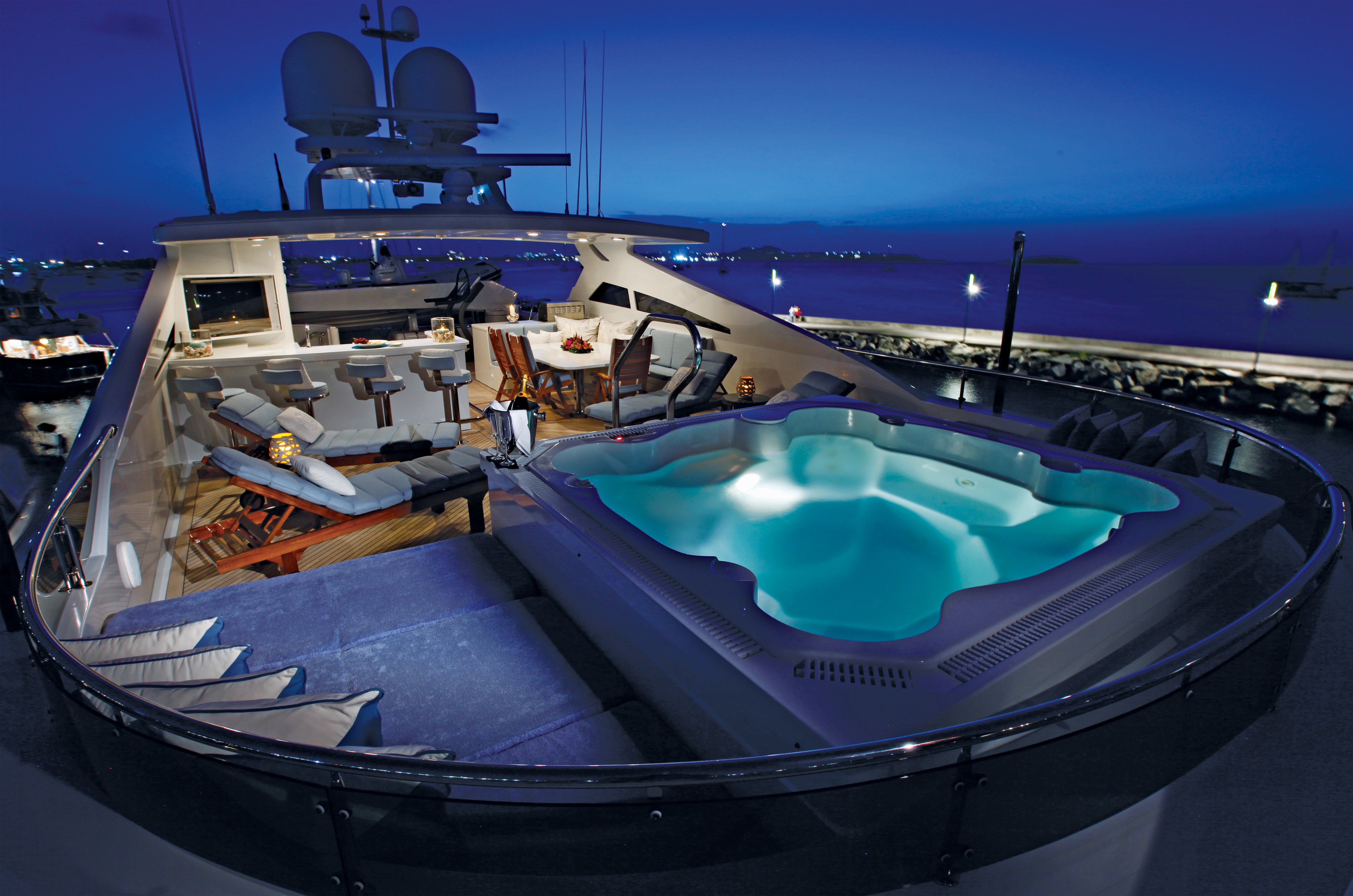 Yacht ZOOM ZOOM ZOOM, Trinity CHARTERWORLD Luxury Superyacht Charters